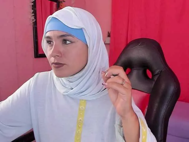AliaAsad — I Like Big Cocks that make me moan, I Like Men With A Good Attitude and especially those who motivate me to be better, I love that they make me feel pain, that is where the pleasure is, so I love being horny