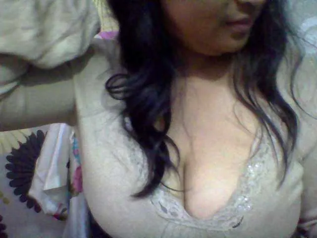 babyhornyx on BongaCams