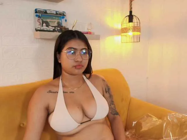 Catalinarose on BongaCams 