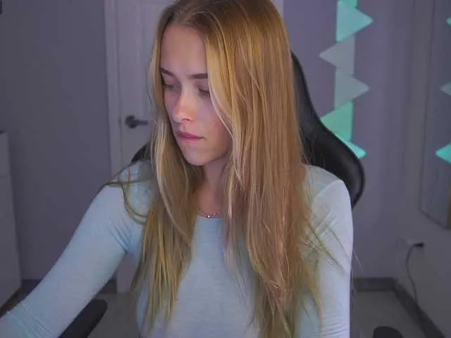 DanikaDillan on BongaCams