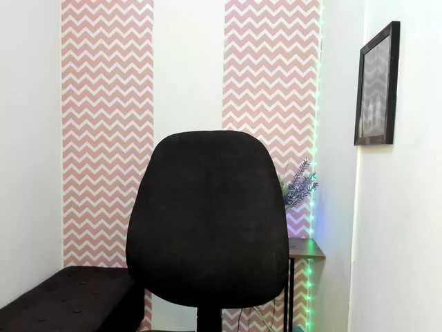 Dayanacarson on BongaCams 