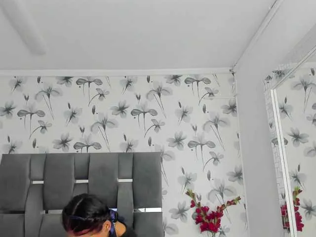 Ehotloveaxxx — I am a very shy girl until the moment you tell me that you are excited looking at me Mm that really drives me crazy, knowing that you touch yourself while you see my small body!