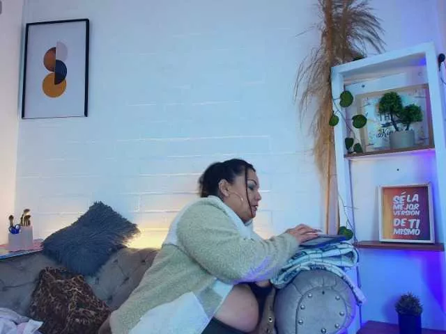 EllenaBoobs on BongaCams 