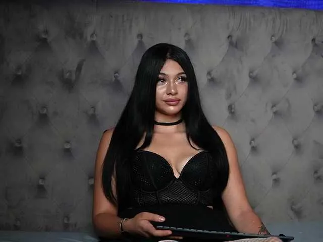 GiuliaSya — Freechat on BongaCams