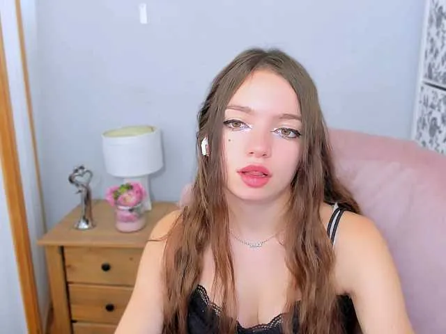 GraceShow — discovering new positions, fetishes, being surprised and spoiled with the tongue