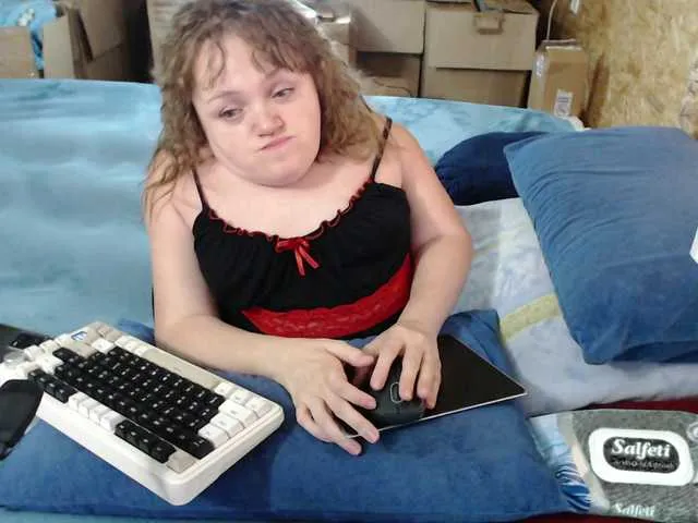 Julia-79 on BongaCams