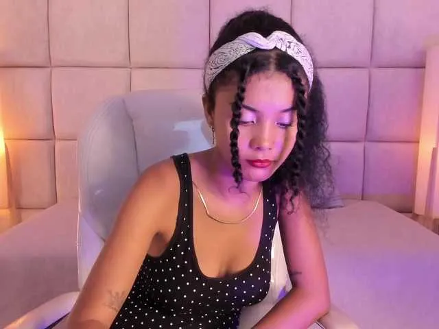 Kayra-Rodriguez — I love to play with my pussy and tell funny stories while fucking