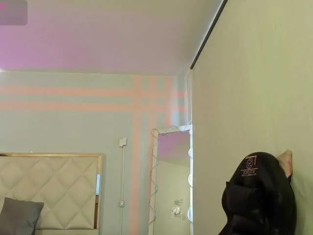 KISSI-TAY — I REALLY LIKE TO FEEL THE VIBRATIONS OF MY TOY, I LOVE TO PLEASE AND ENJOY 