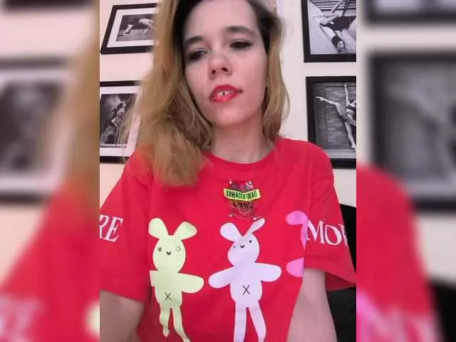 Kitteen on BongaCams 