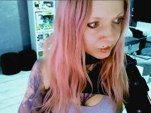 LisaModel — Roleplay, sexy dancing, light domination, facesitting are definitely my favorites