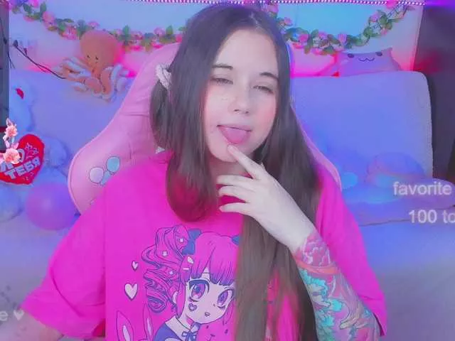 LittleKitsune on BongaCams 