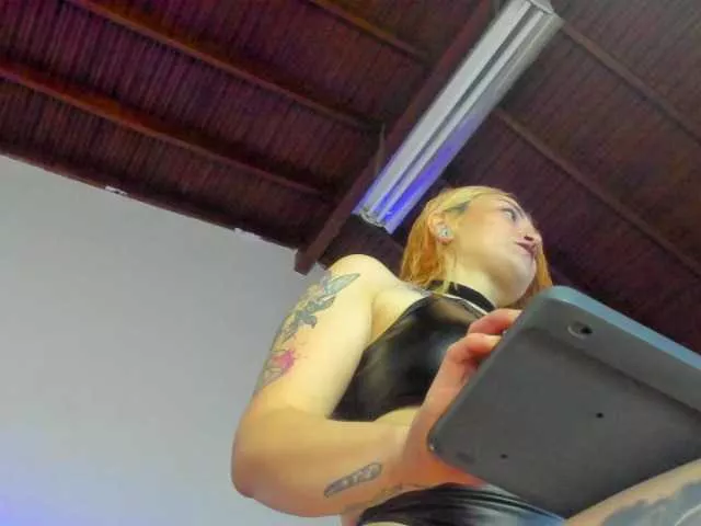 madame-ibby on BongaCams 