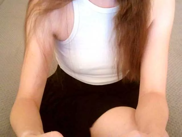 mikkirsan1 on BongaCams 