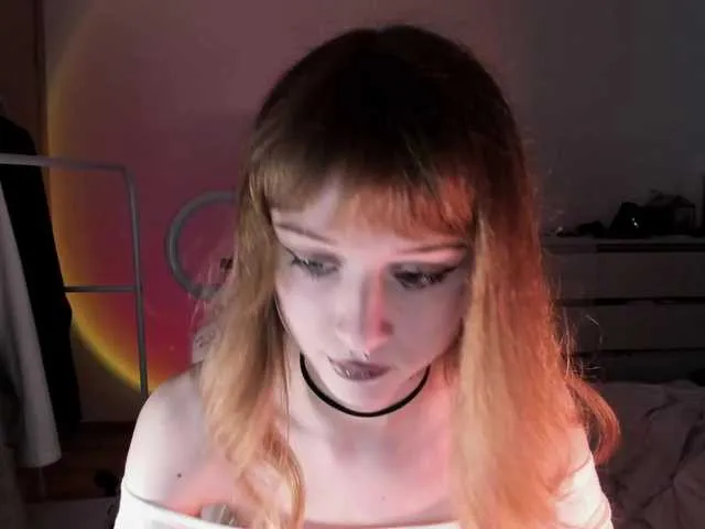 mnepohuyy on BongaCams
