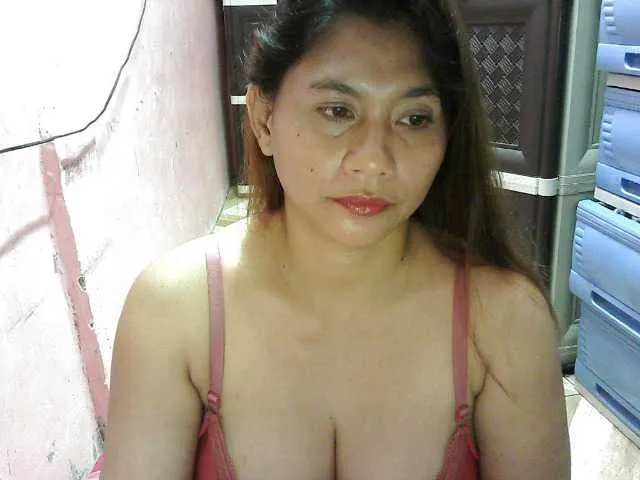 peenastyfame on BongaCams 