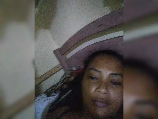 Pisouna — Voir un homme nue