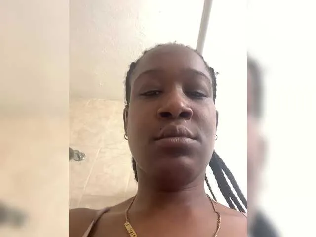 PrettyDoubleG on BongaCams