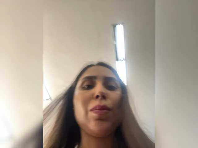 SallyeLeins on BongaCams 