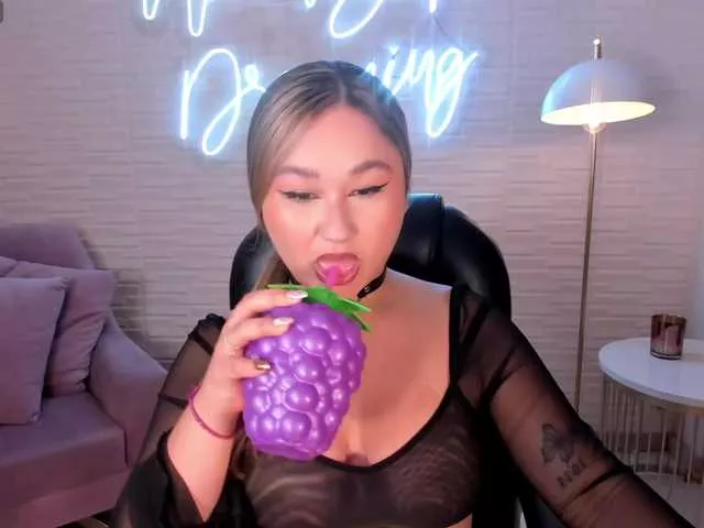 SamanthaConnor on BongaCams 