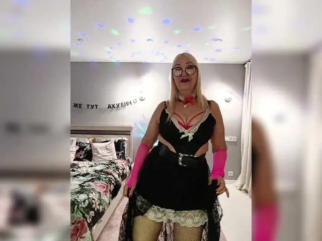 SheilaSweetney on BongaCams
