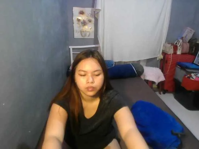 sweetiepiee on BongaCams 