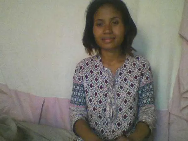YoungNatie on BongaCams