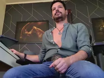 aaronbomer on Chaturbate 
