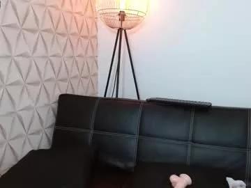 alejandra_dunn on Chaturbate