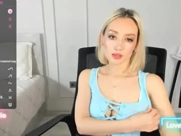 amiwong — Let's dance!  #asian #bigboobs #cum #squirt - Goal: top off [474 tokens remaining]