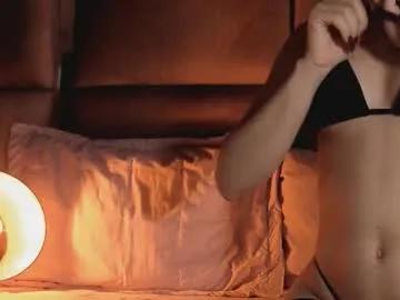 angelinepossy on Chaturbate