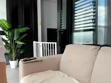 anna_royale on Chaturbate