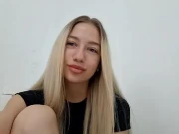 asuncionedgeman — Hello, i am Diana! Goal: bitting my lips  #cute #teen #18 #blonde #shy [29 tokens remaining]