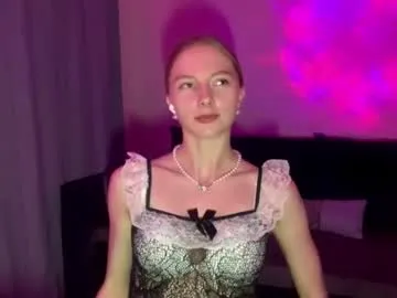 autumnroginson — GOAL: take off my bra under my suit with sexy tease close up!Hey, i'm Annie! Please, thumbs up, it will help me a lot!  #shy #new #18 #blonde #skinny [86 tokens remaining]