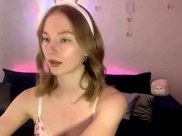 autumnroginson — GOAL: flash boobsHey, i'm Annie! Please, thumbs up, it will help me a lot!  #shy #new #18 #blonde #skinny [479 tokens remaining]