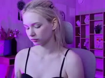 avadaviis on Chaturbate 