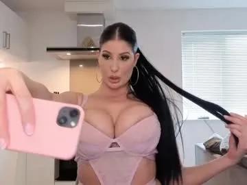 bigboobiebabex on Chaturbate