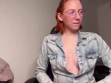 Chaturbate caliiie_of is Freechat caliiie_of — Viens t'amuser avec moi ! Special tip : 14 / 44 / 64 / 114 - Repeating Goal: Fais moi vibrer - #bdsm #french #fuckmachine #lovense #pvt