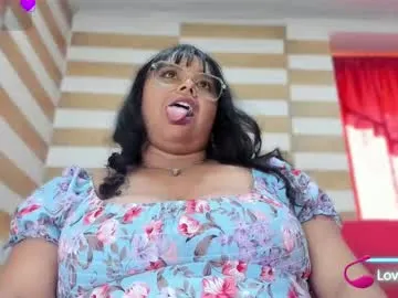 candy_browm1 — I  feel  naugthy  today  #bigboobs #bbw #bigass #smoke #curvy