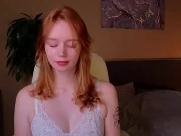 carolinnk — GOAL: Lick fingers like your dick [50 tokens remaining]         #redhead #natural #hairy #skinny #smalltits