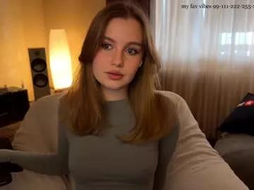 cute_siberian_girl on Chaturbate