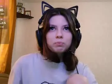 dawndollins — Goal: to stand up and show off my outfit   Hi, my name is Alice and I'm a gamer! !  #tease #18 #shy #skinny #young [10 tokens remaining]