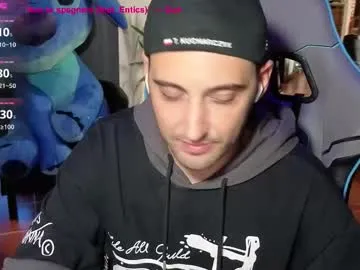 gil_gamesh2nd — Freechat on Chaturbate