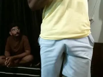 indiandesiguys2023 on Chaturbate 