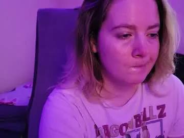 internetfairy_xo — new here, privates always open, type /menu to see tip menu #new #pvt #bush #girlnextdoor #milf