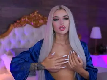 juicy_jessye — Hot blondie gone bad, let's make your deepest desires cum true tonight - Goal: Jessye loves to squirt big #skinny #teen #blonde #bigboobs #piercings