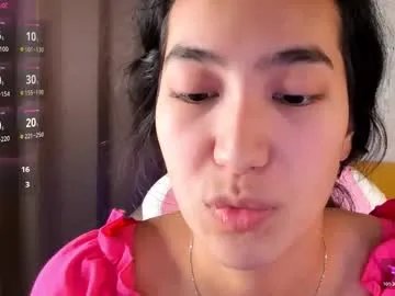 kira_lilian on Chaturbate
