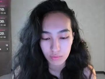 kira_lilian on Chaturbate