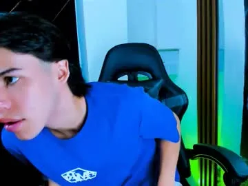 liam_velez — GOAL: Make Me Wet [75 tokens remaining] Welcome To My Room  #bigdick #hairy #new #18 #monstercock