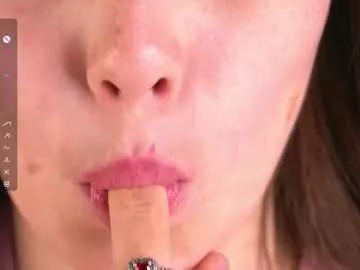 lynnaaspen on Chaturbate 