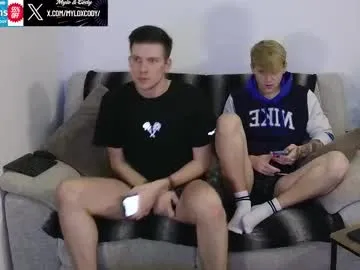 myloxcody — 'CrazyTicket': Hidden Cam show has ended.  Type /cmds to see all commands.